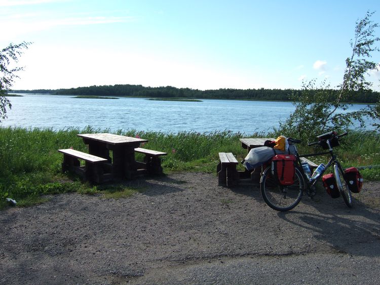 mit-dem-fahrrad-ans-nordkap.de fahrrad nordkap thumbs fahrrad-reise-tour--dscf1968-finnland.jpg