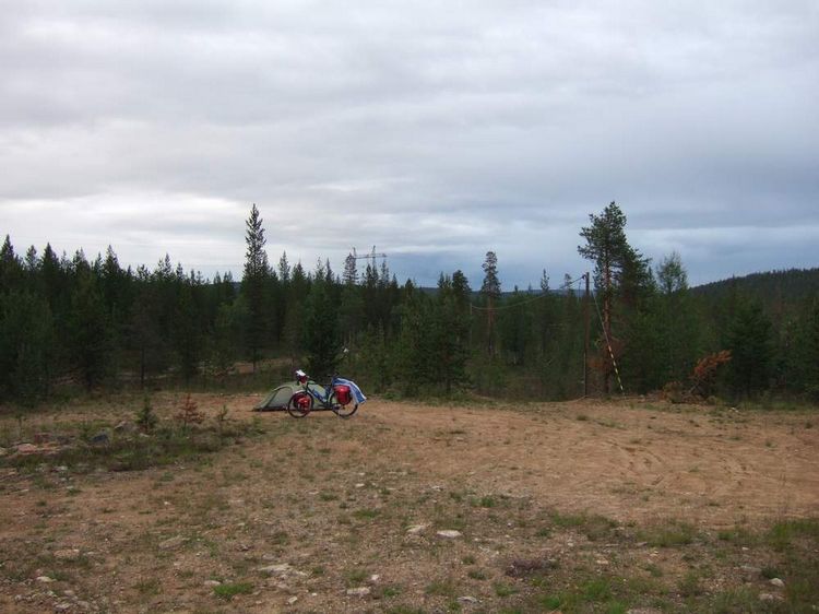 mit-dem-fahrrad-ans-nordkap.de fahrrad nordkap thumbs fahrrad-reise-tour-dscf2087-finnland.jpg